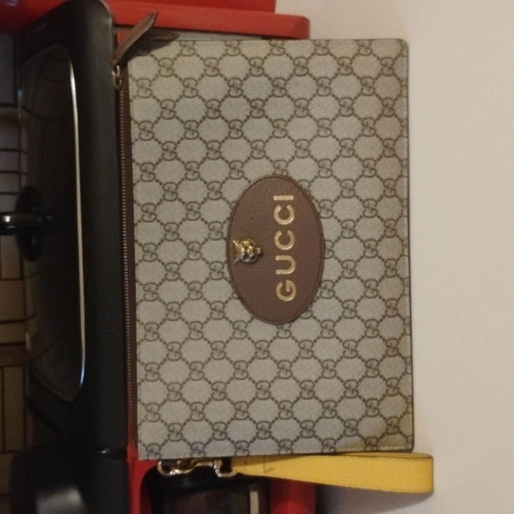 Gucci Vintage Wristlet Authentic 12x8